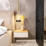 Sophisticated - Old Town & Calea Victoriei Бухарест